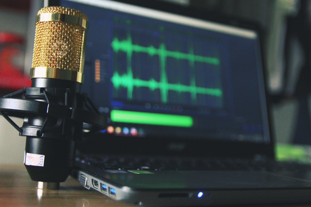 How to Start a Podcast and Grow Your Very Own Audience