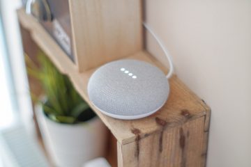 Hey Siri! Copywriting Techniques That Optimise for Voice Search