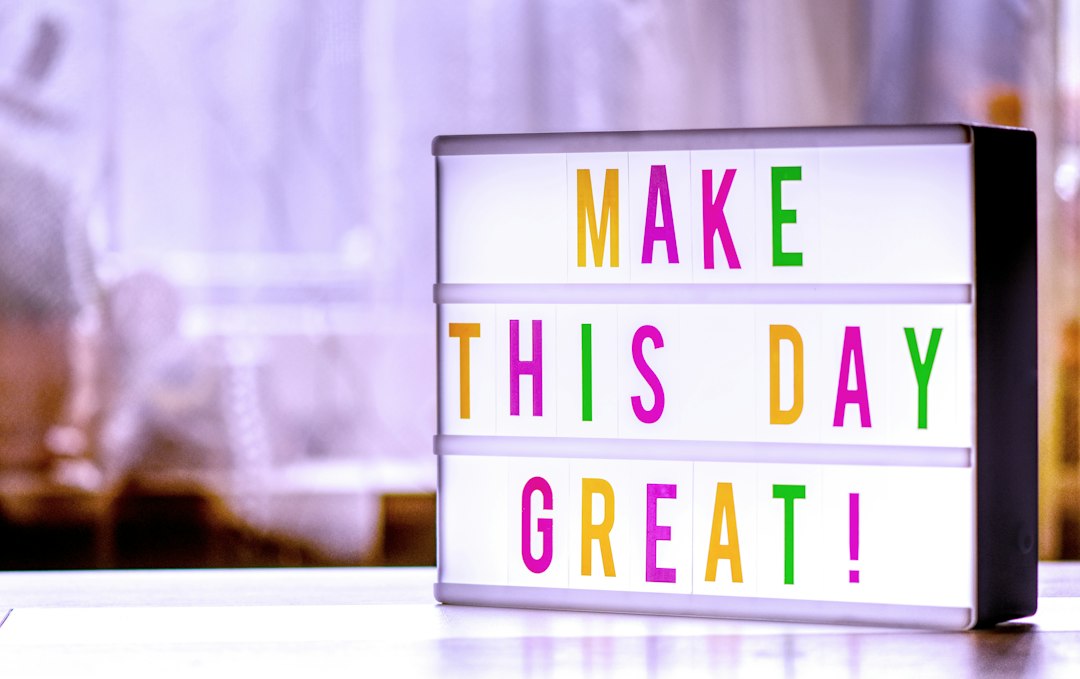 Photo motivate small business staff tips