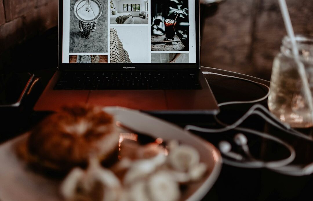 Photo small restaurant website design